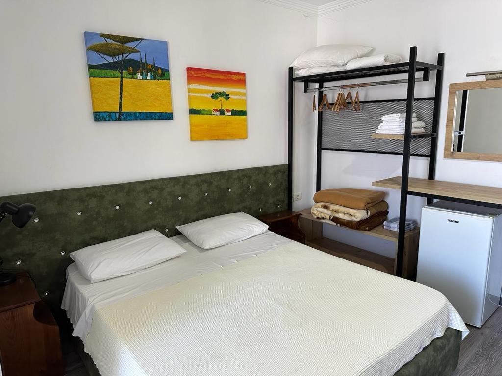 Fjora Rooms Sarandë Exteriör bild